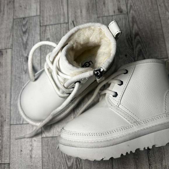 UGG Other - UGG Kids white/Cream Boots